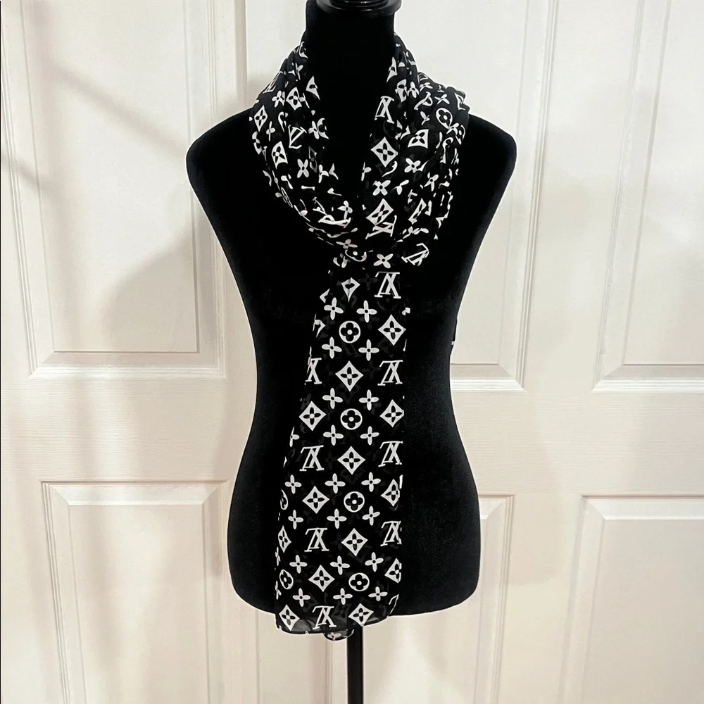 (( not authentic))NEW❤️LV Chiffon Shawl - Picture 4 of 17